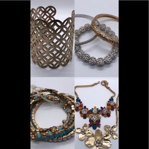 Set of Jewelry( necklaces, bracelets)